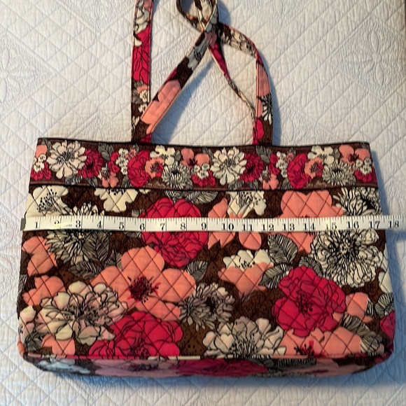 Vera Bradley tote - Picture 5 of 9